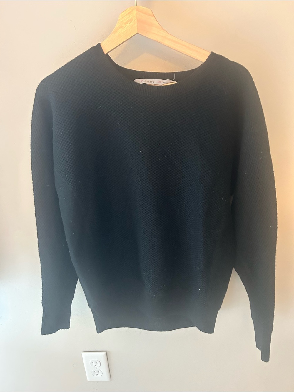Athleta sweater